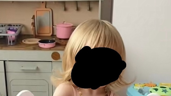 2 yaşında kızımın saçlarını sarıya boyadım nasıl olmuş?