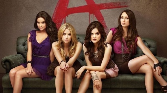 Pretty Lilttle Liars izleyen var mı?