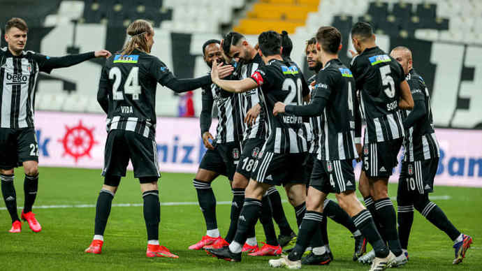 Sporting Lizbon ile Beşiktaş bugün maç yapsa hangisi kazanır?