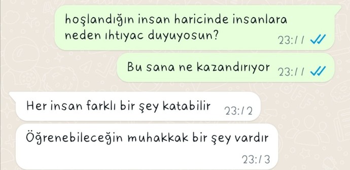 Erkek arkadasım devamlı farklı kişiler ekliyor bu normal mi?