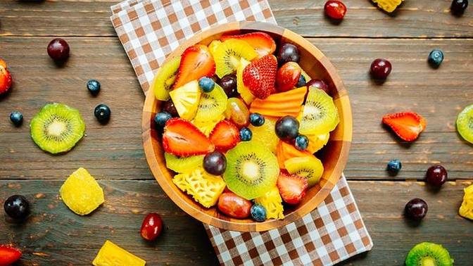 Meyve salatasında mutlaka olması gereken meyve hangisi?