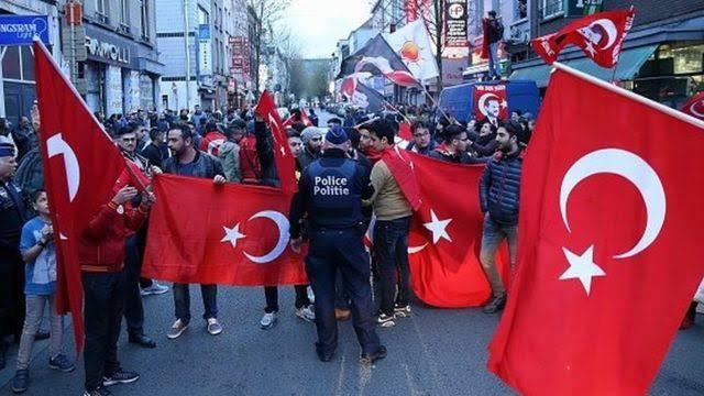 Siz başa geçtimiz her yerde bayram sevinci🙂
