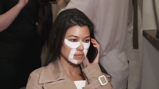 Hiç dışarı çıkarken yüzünüzde maske unuttunuz mu?
