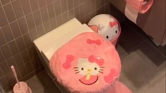 Banyoyu Hello Kitty konseptli yapsam eşim garipser mi?