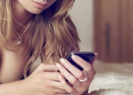 Sosyal medyadan karşı cinsle mesajlaşmak sevgiliyi aldatmak sayılır mı?