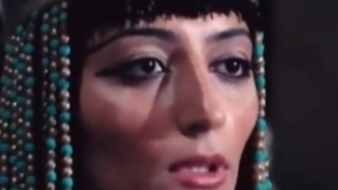 Hz yusuf dizisindeki ismi meritaten olan bu kadinin ismini bilen var mı  çok güzel bence?