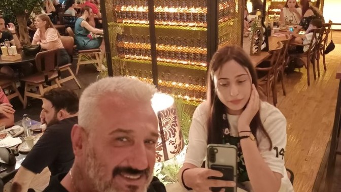 Baba kız özgürce?