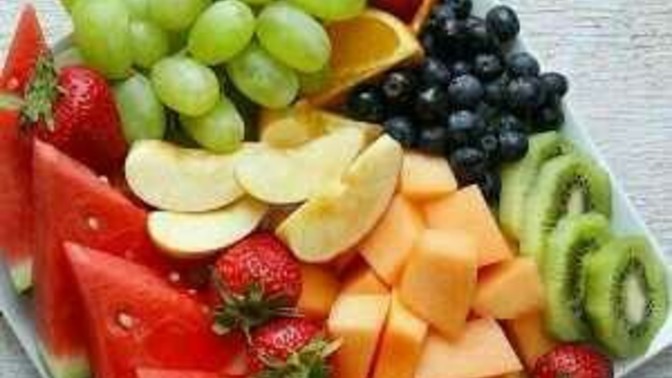 Meyve salatasında mutlaka olması gereken meyve hangisi?