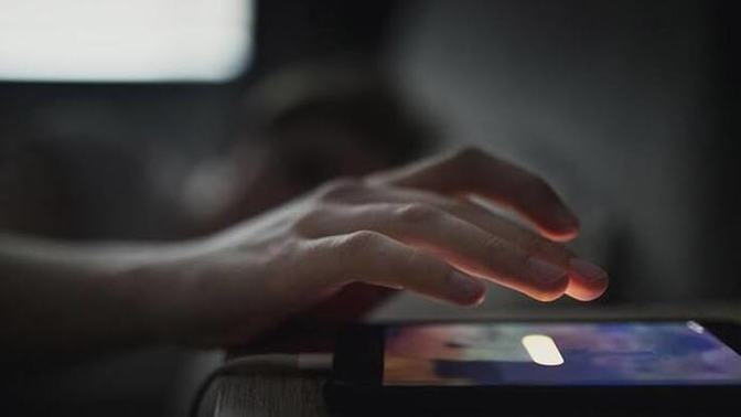 Uyumadan önce telefonunuzu sessize alır mısınız?