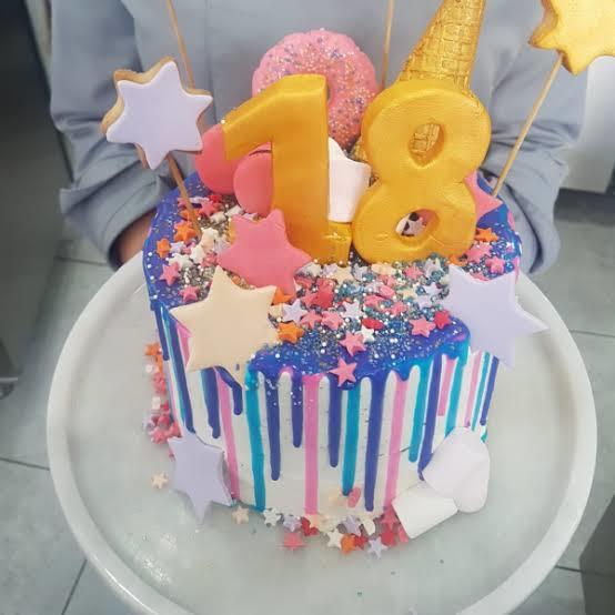 18 yaşına girecek birine nasıl pasta seçilmeli?