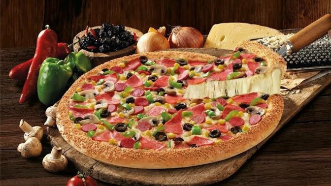 Detayada bakın. Pizzada gaz yapan malzeme ya da  pişirim tekniği hangisidir?