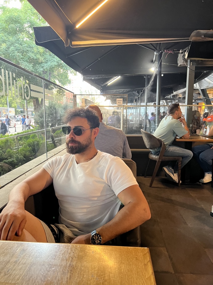 Teklif ettiğim kızların %99 u beğenmiyor çirkinmiyim şansım mı yok anlayamadım ?