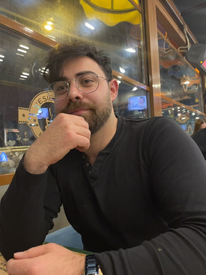 Teklif ettiğim kızların %99 u beğenmiyor çirkinmiyim şansım mı yok anlayamadım ?