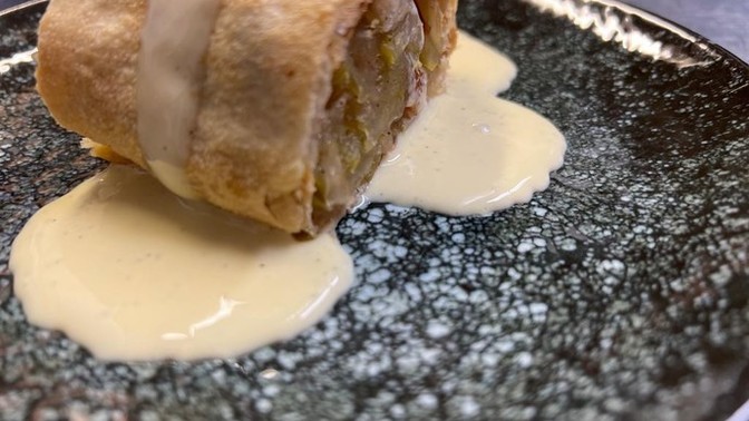 Elmalı strudel yaptım nasıl olmuş sizce?