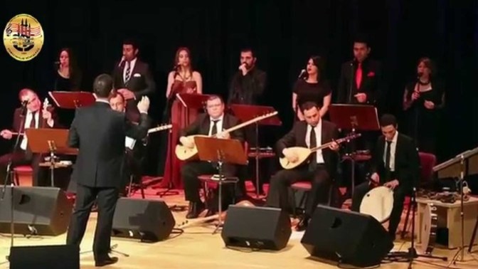 Notasız bağlama ya da keman çalmak mümkün mü ?