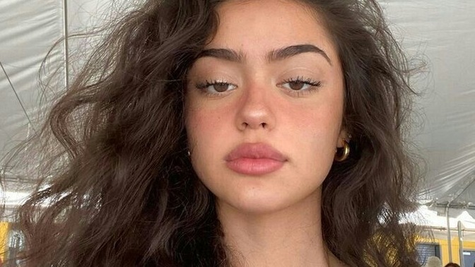 Doğal güzel sayılmak için hangi özelliklere sahip olmak lazım?