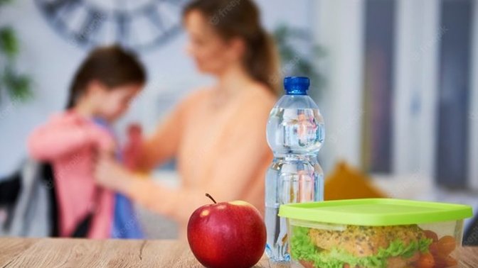 Sizce okullarda ücretsiz yemek verilmeli mi?