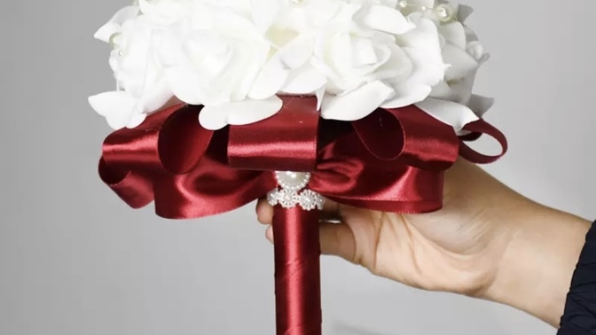 Sizce bu güzel mi kına çiçeği için?