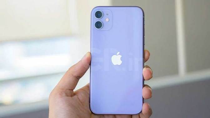 iPhone neden pahalı sizce?
