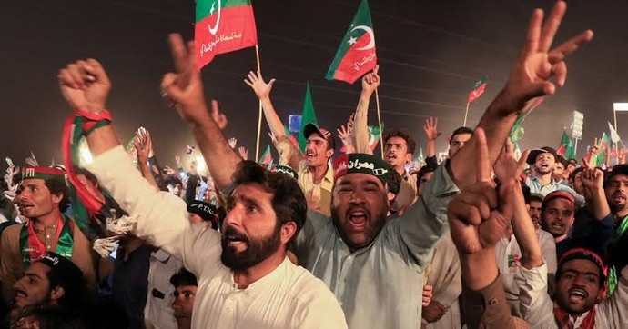Pakistan bizim kardeşimiz mi?