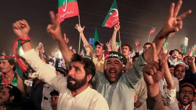 Pakistan bizim kardeşimiz mi?