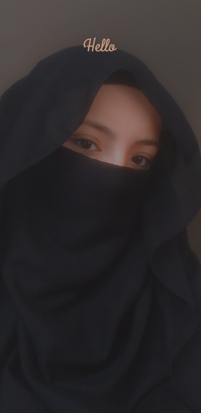 Tamamen kapanmayı cilbab giyip peçe takmayı düşünüyorum. Yakışır mı?