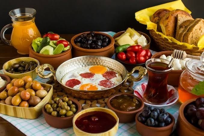Öğünlerinizde ekmek yer misiniz yemez misiniz?