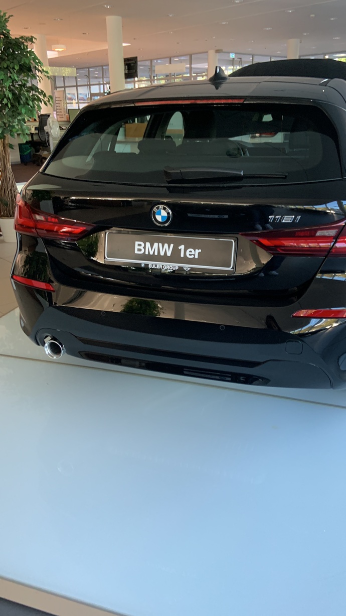 Araba almayı düşünüyoruz. BMW nasıl sizce?