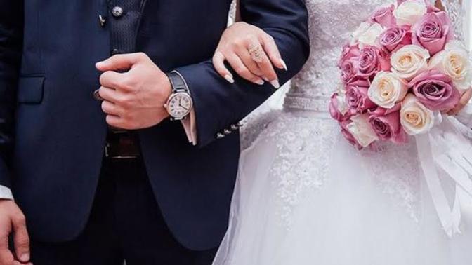 Bir insan neden evlenmek ister/istemez?