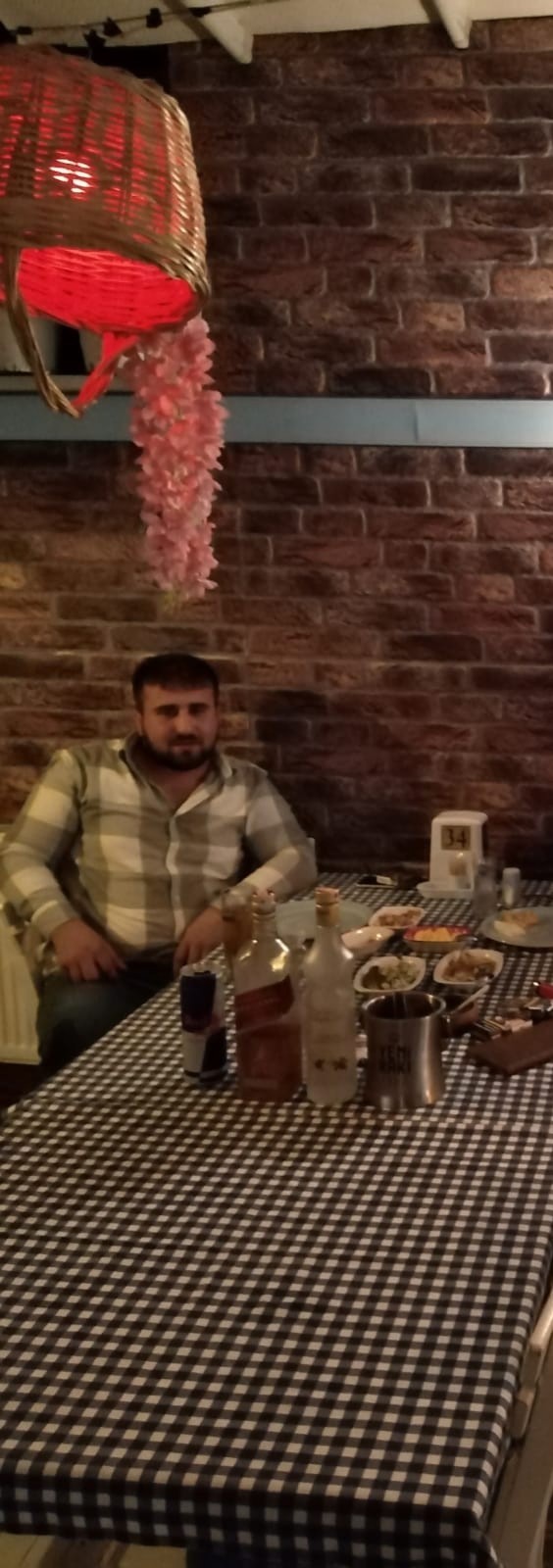 Gönder bakalım bir şarkı?