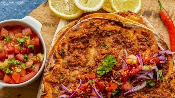 Lahmacun hangi ilimizin meşhur lezzetidir?
