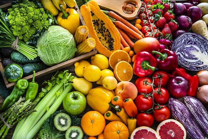 Kiwi, elma, armut, muz, greyfurt, domates, limon, potakal, mandalina, marul, biber,...