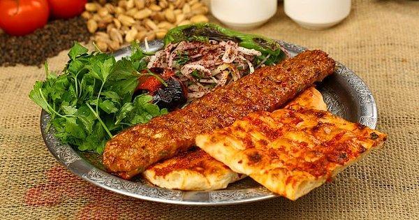 Et yemeklerinden hangisini daha çok seversiniz ??