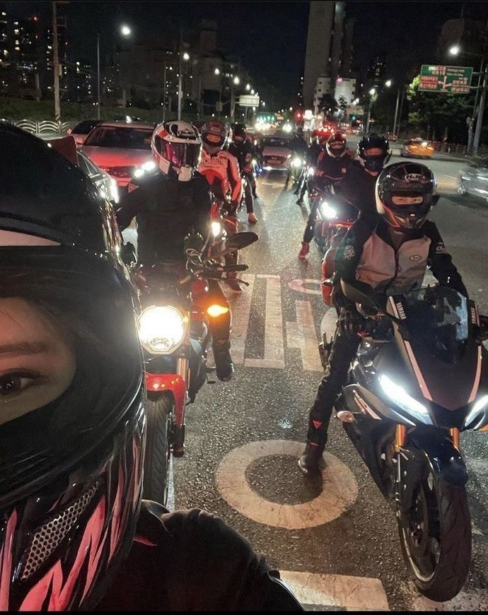 Motosiklet kullanan kadın hakkında ne düşünüyorsunuz?