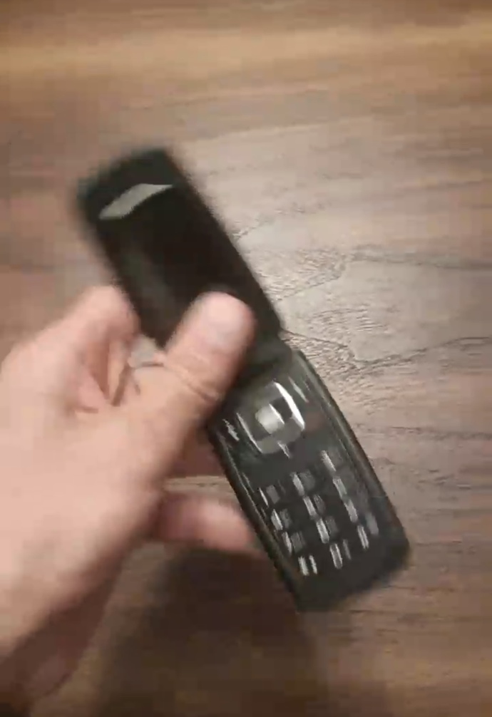 Seneler geçmesine rağmen anıları saklayan insan sevmiş midir?