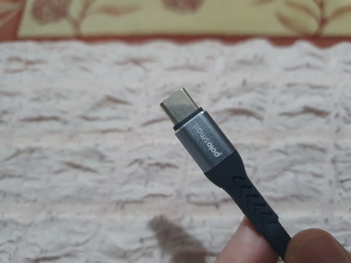 Şarj aleti ve kulaklık dayanmıyor bana. Size en çok ne dayanmıyor?