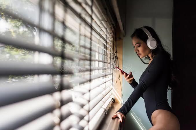 Günde 78 dakika müzik dinlemenin insan sağlığına iyi geldiği söyleniyor! Siz gün içerisinde kaç dakika müzik dinliyorsunuz?
