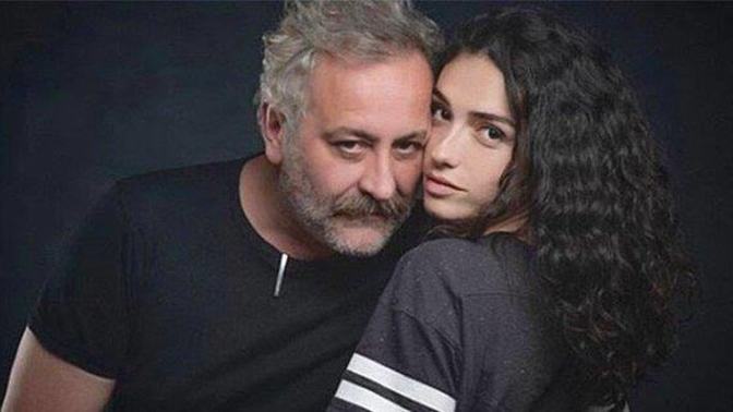 21 yaşındaki biri 26 yaşındaki biriyle sevgili olabilir mi?