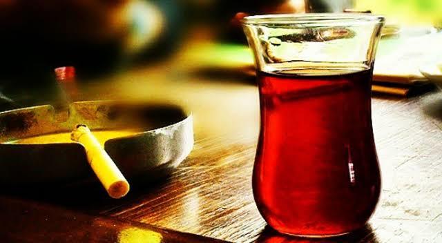 Size bir dal sigara, bir demli çay uzatsam bana hangi derdinizi anlatırdınız?