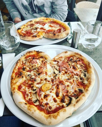 Pizza sabah kahvaltısı yerine geçer mi?