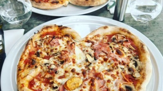 Pizza sabah kahvaltısı yerine geçer mi?