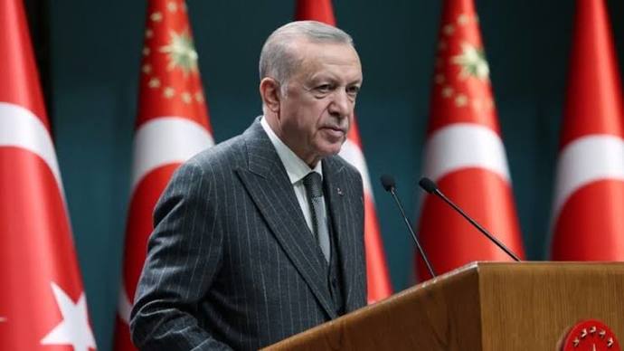 Erdoğandan faiz çıkışı: Benim en büyük düşmanım faizdir. Faizi %12ye kadar indirdik, yetmez; daha da inmeli! ?