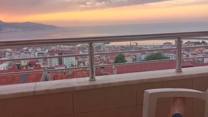 Beyler bayanlar bi afiyet olsun yok mu?