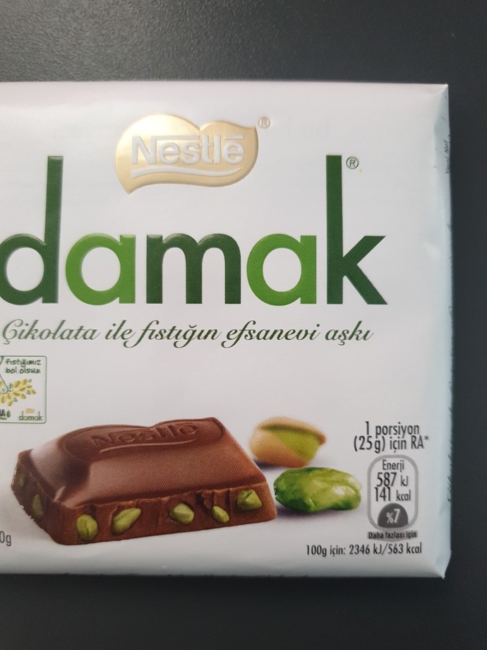 Sütlü, fıstıklı, beyaz, bitter çikolata peki sizin tercihiniz hangisinden yana?