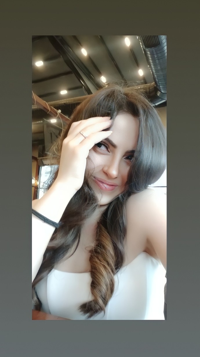 Yıllar sonra bir paylaşımımı görünce geri geldim 😄 selam millet , nasılsınız?