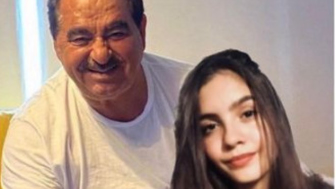İbrahim Tatlıses'in yeni sevgilisi 21 yaşında Berka Gül! Bu yaş farkı hakkında ne düşünüyorsunuz?