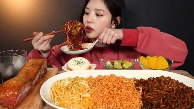 Mukbang ya da asmr izler misiniz?