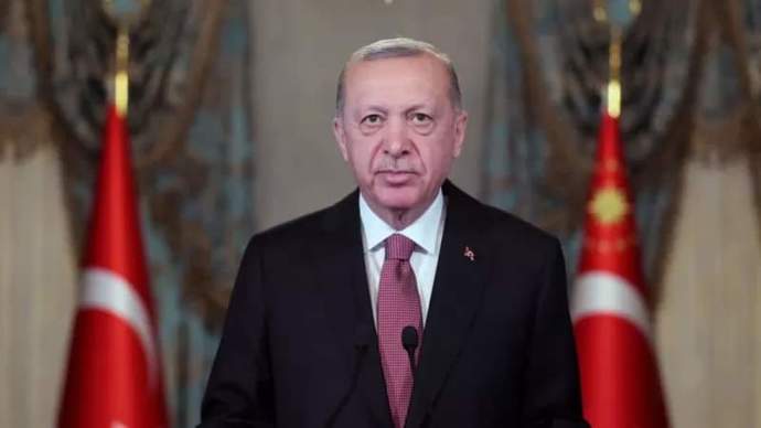 Sn. Erdoğan, yaşam standartlarını yükseltmek için yurt dışına giden vatandaşlara acıdığını söylemiş. Siz de gitmek istiyor musunuz?