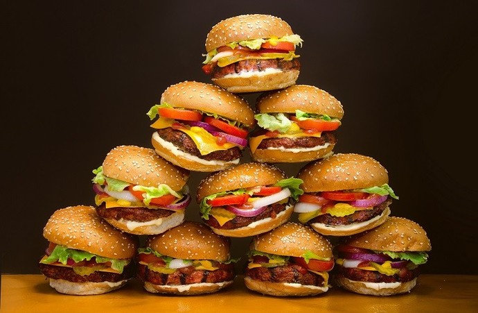 Hamburger sandviçlerini sever misin?