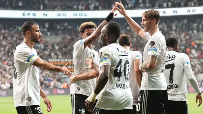 Beşiktaş'ta kadro belirsizliği! Sizce Beşiktaş derbiyi kazanabilir mi?
